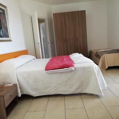 Bed and Breakfast La Nave Sul Mare Di Taormina Letojanni Exterior foto